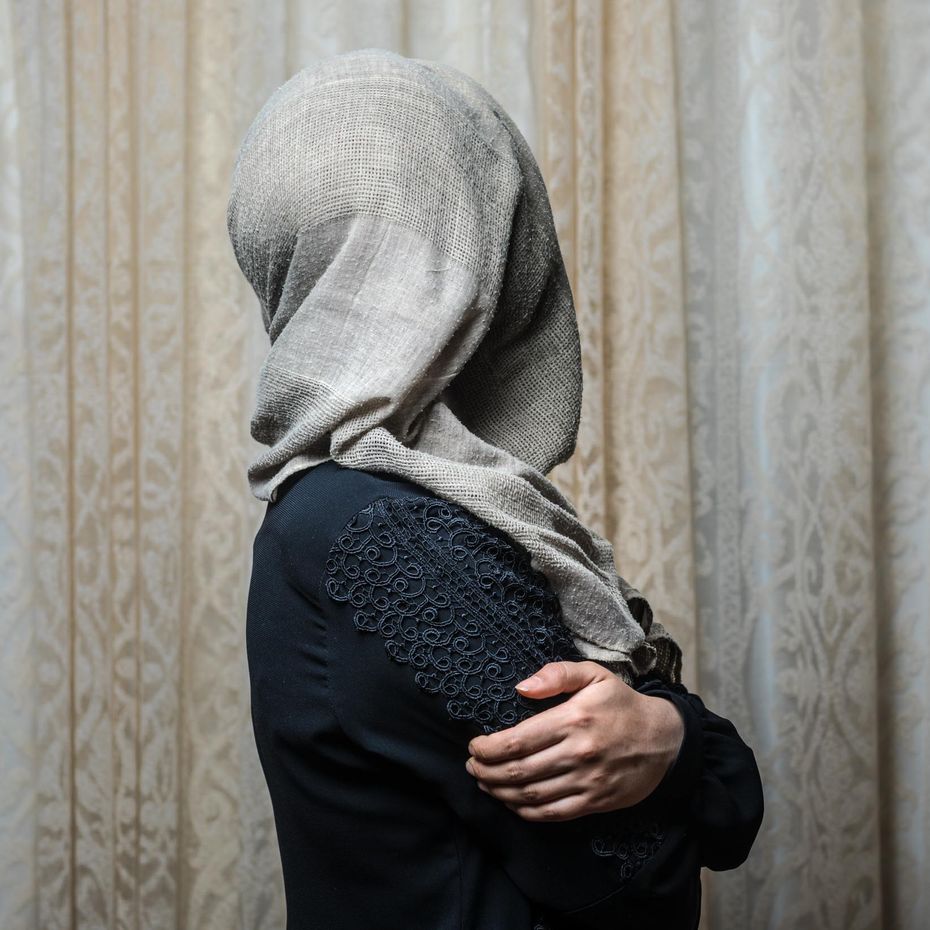 From Child to Bride. A Syrian girl in Istanbul. Photo by Martin Thaulow.
